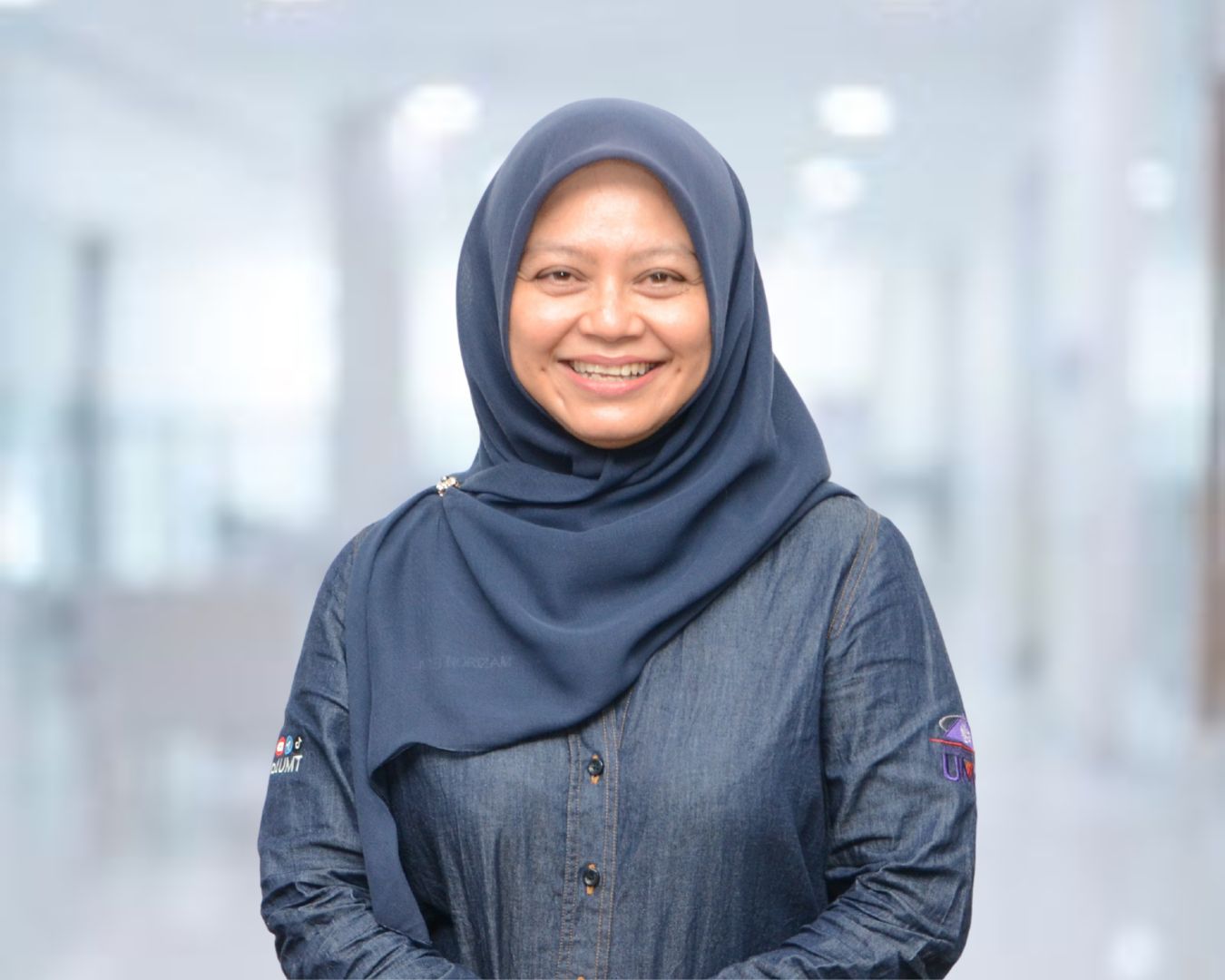 Assoc. Prof. Chm. Dr. Hanis