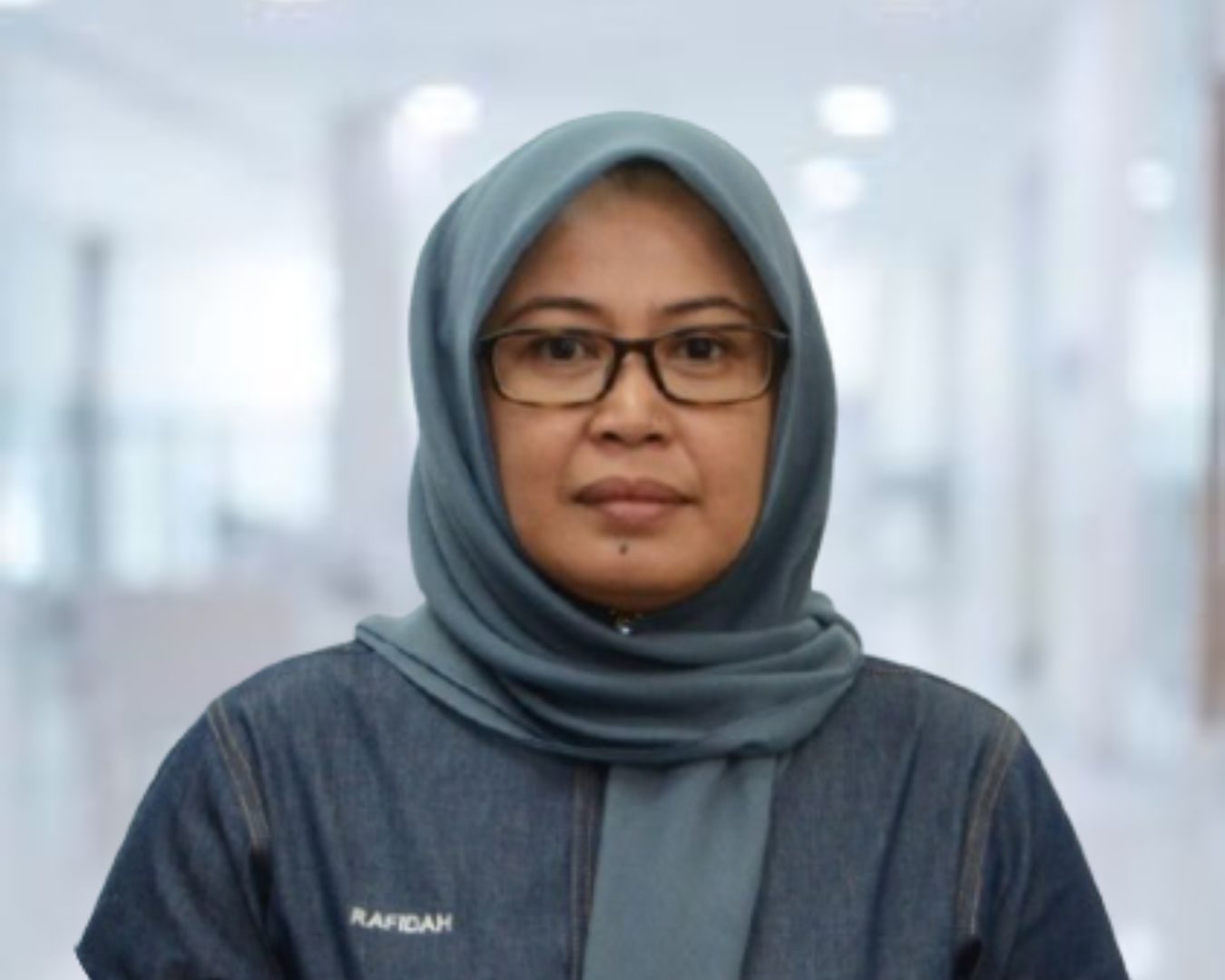 Assoc. Prof. Chm. Dr. Hanis