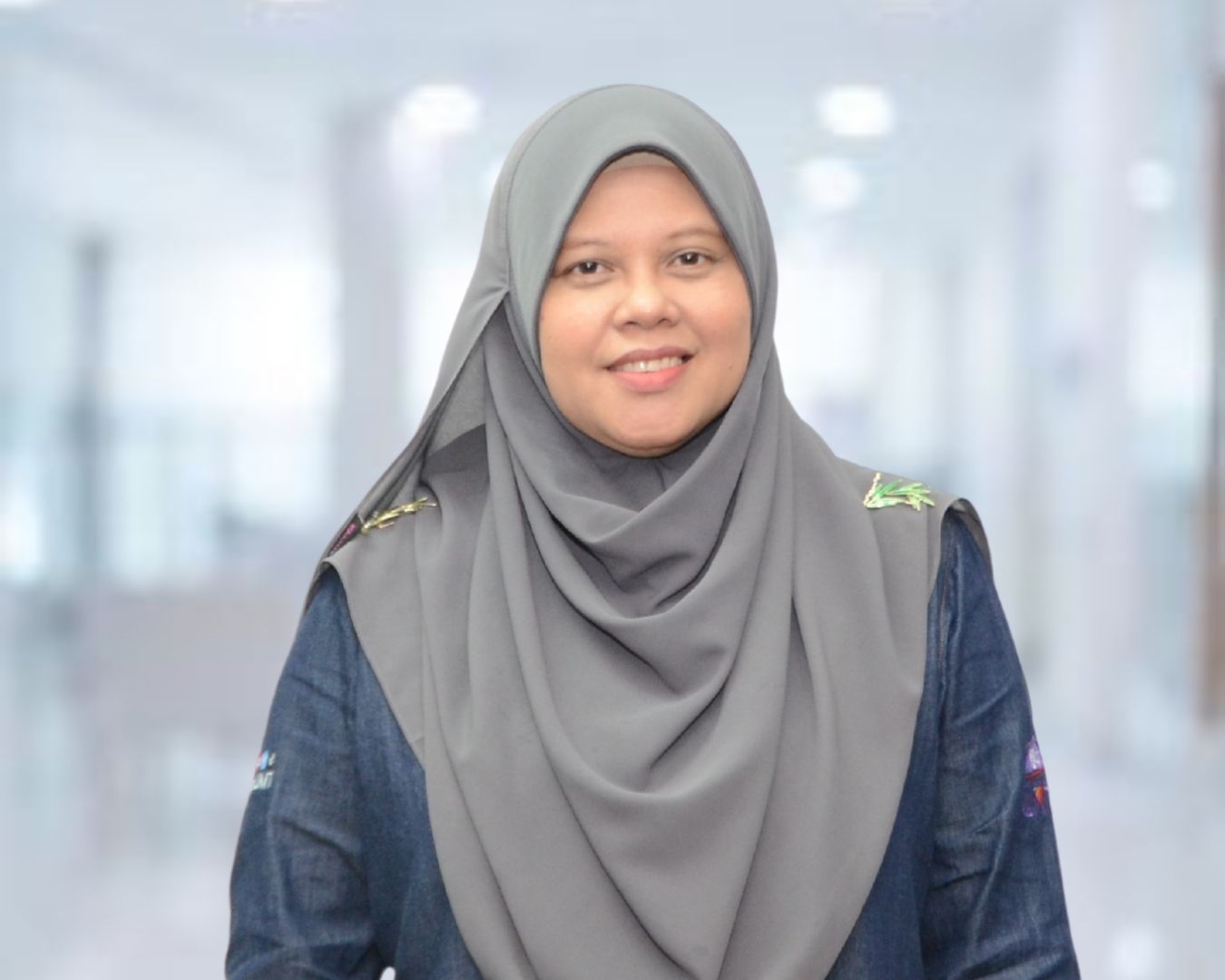 Assoc. Prof. Chm. Dr. Hanis