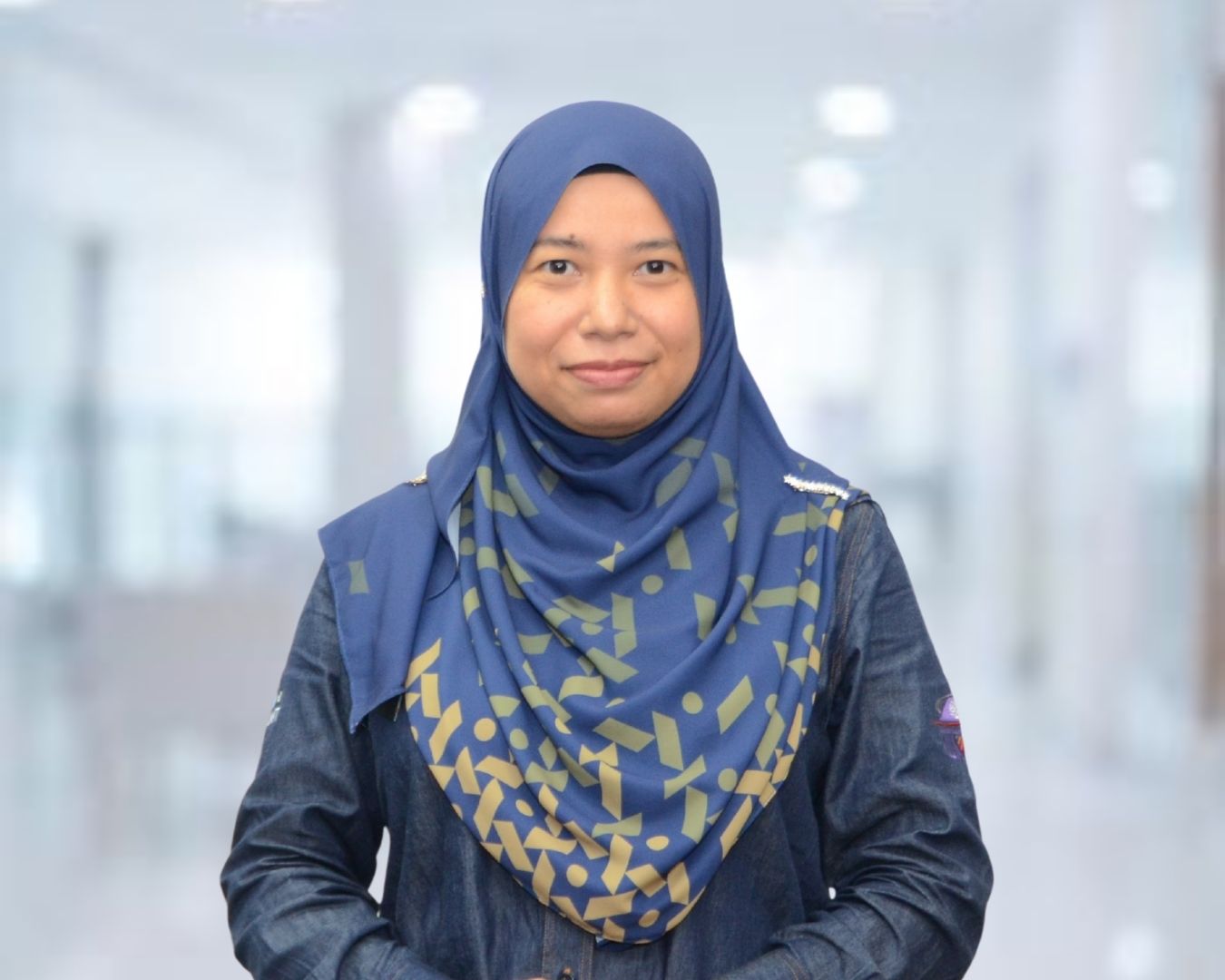 Assoc. Prof. Chm. Dr. Hanis